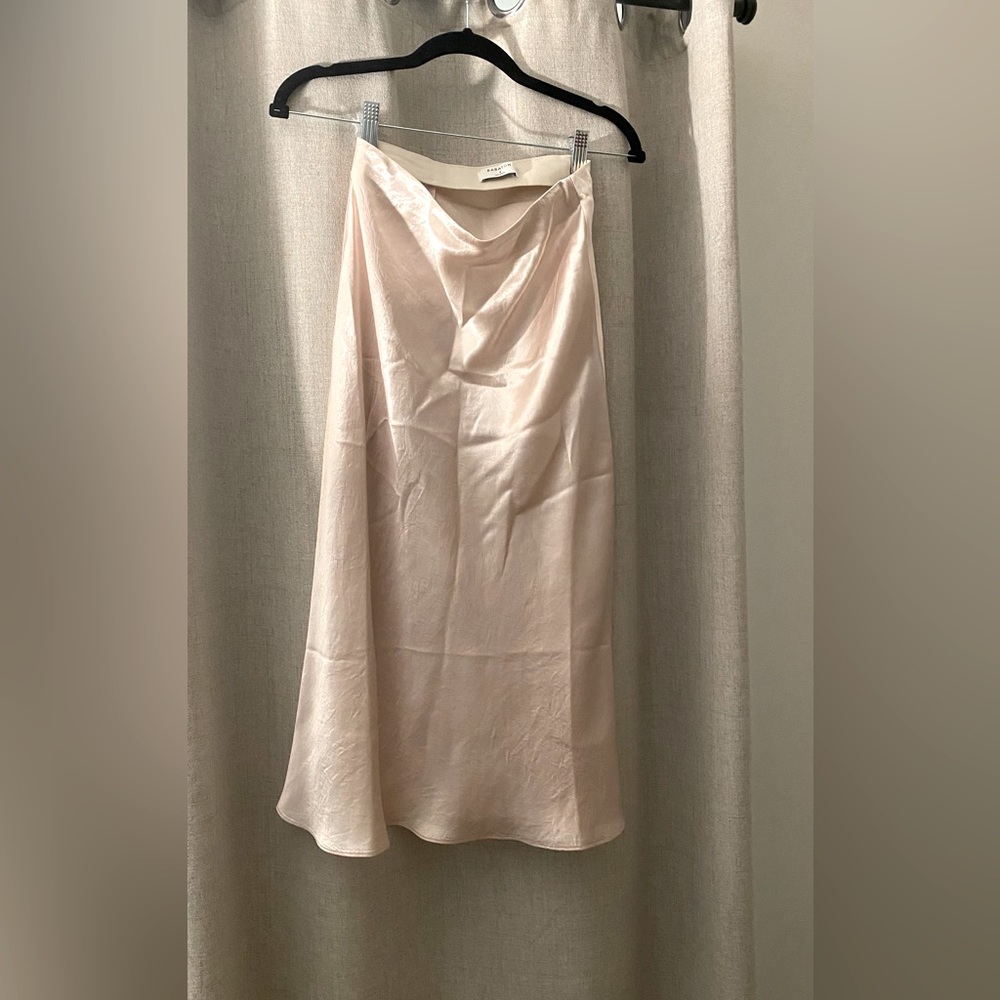 Aritzia Babaton silky cream midi skirt